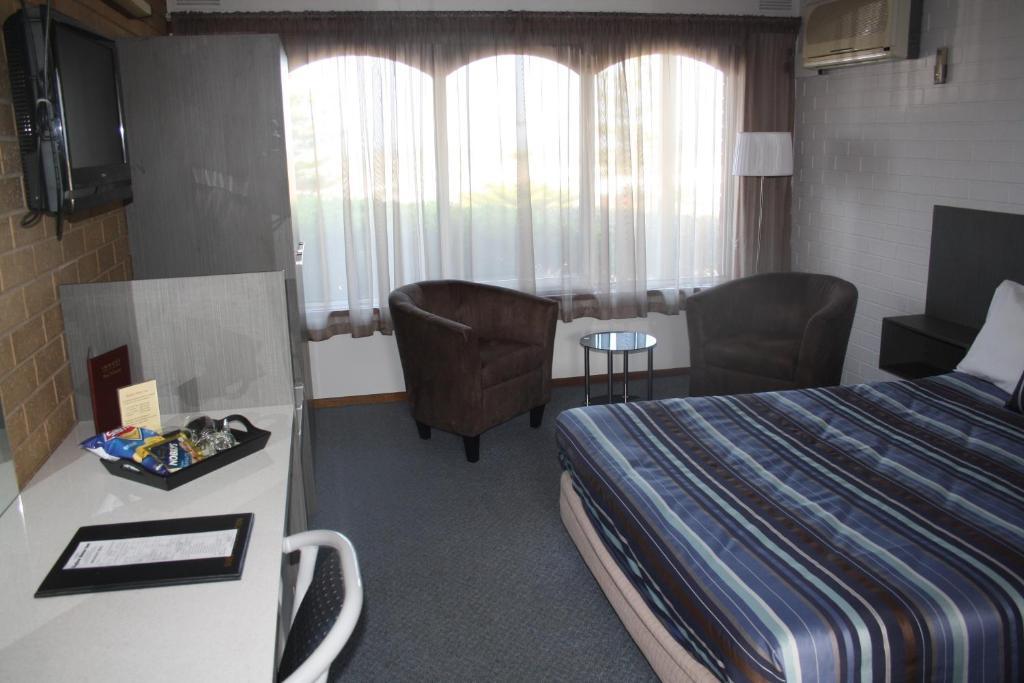 Raglan Motor Inn Варрнамбул Номер фото