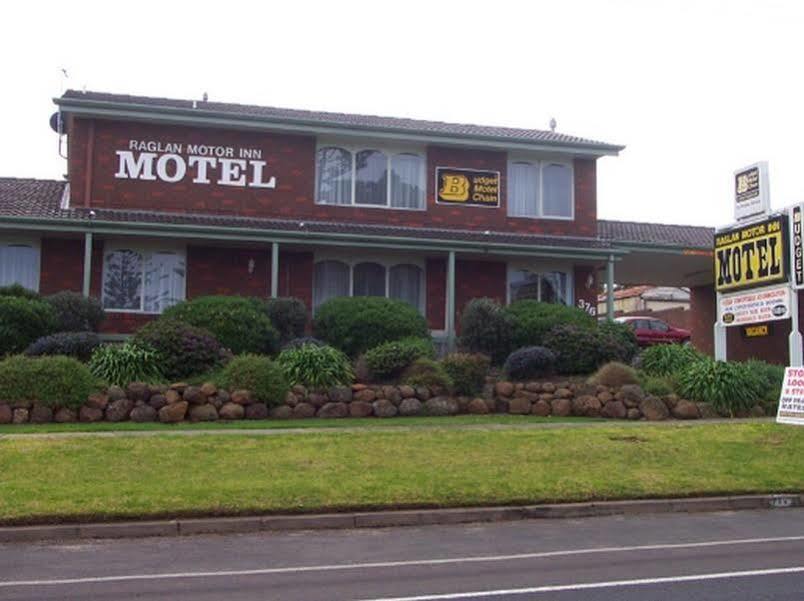 Raglan Motor Inn Варрнамбул Экстерьер фото